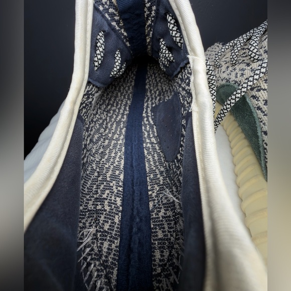 Adidas Yeezy Boost 350 “Turtle Dove” AQ4832 (2015 Release) – Size 11M - Picture 8 of 13